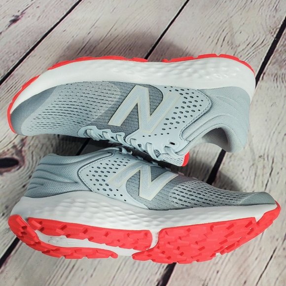 New Balance Women's Size 8.5 Grey Running Shoes Sneakers - Picture 6 of 13